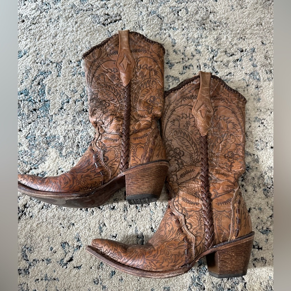 Corral Western Boot Engraved Tan Leather 6.5